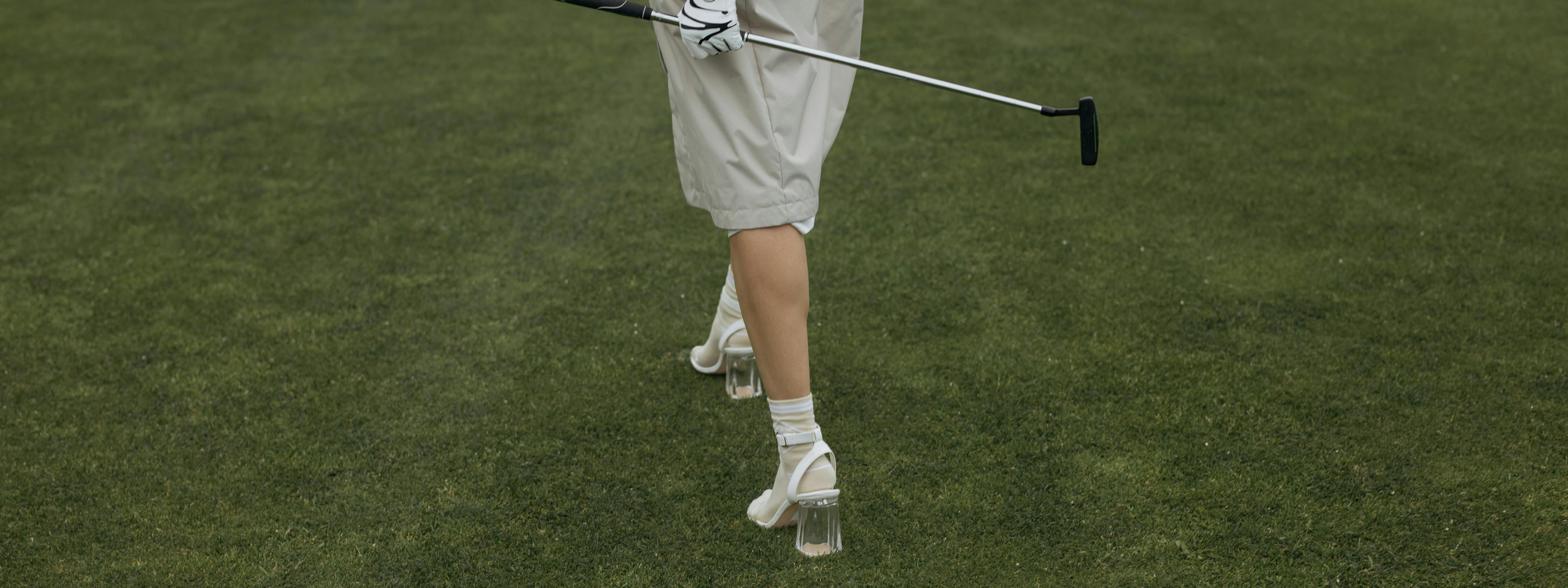 GOLF GIRL SUMMER